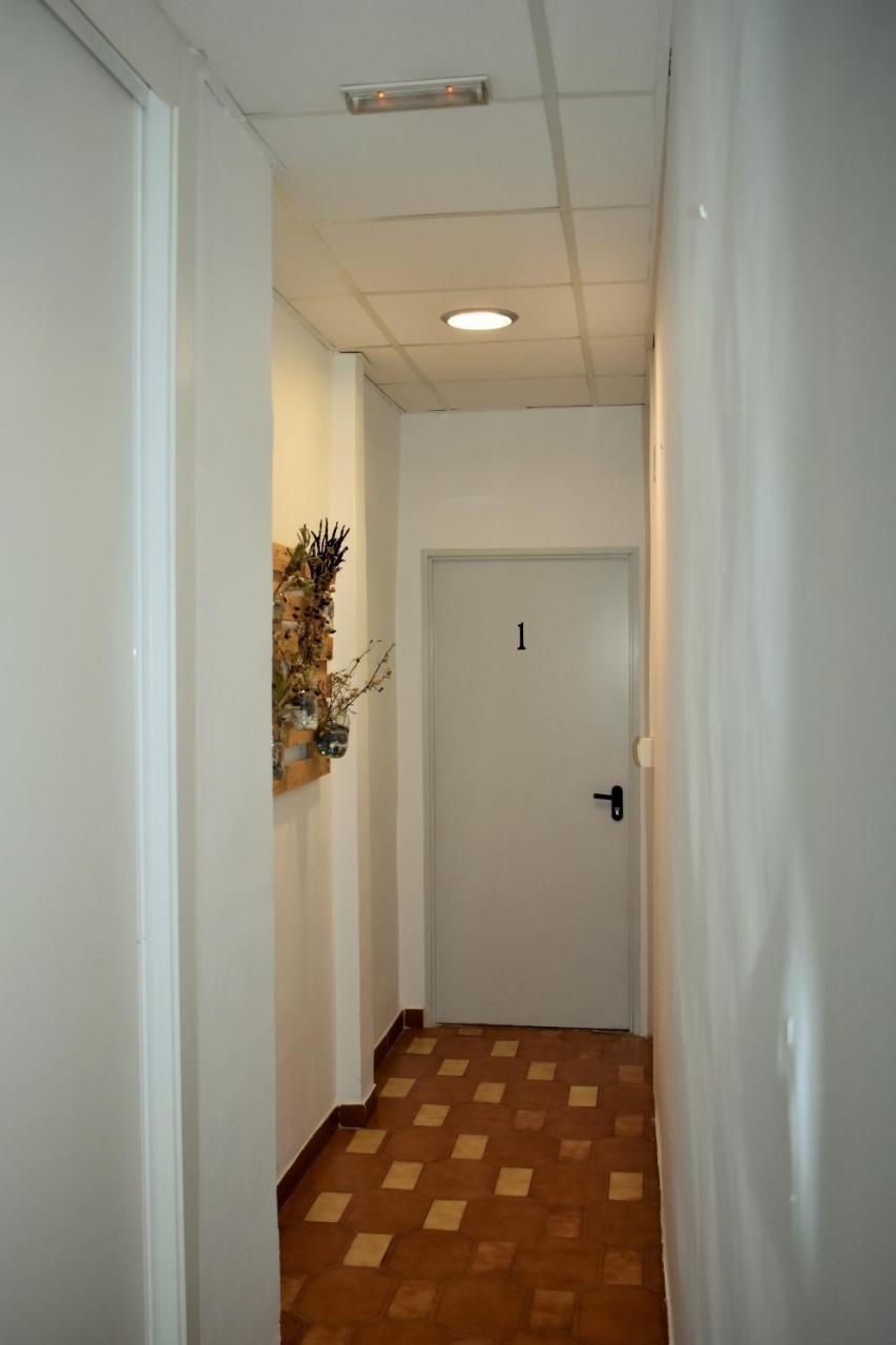 Pension Castil Гранада Экстерьер фото