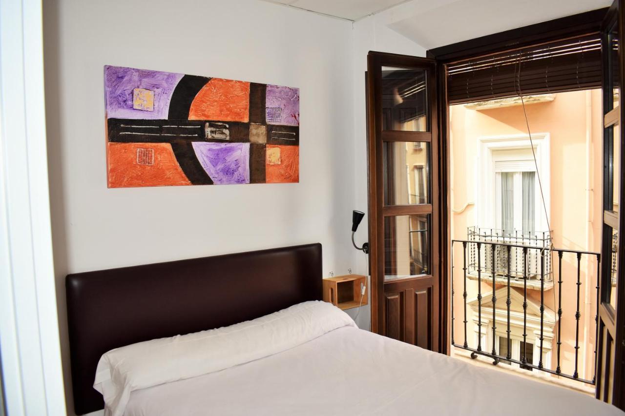 Pension Castil Гранада Экстерьер фото