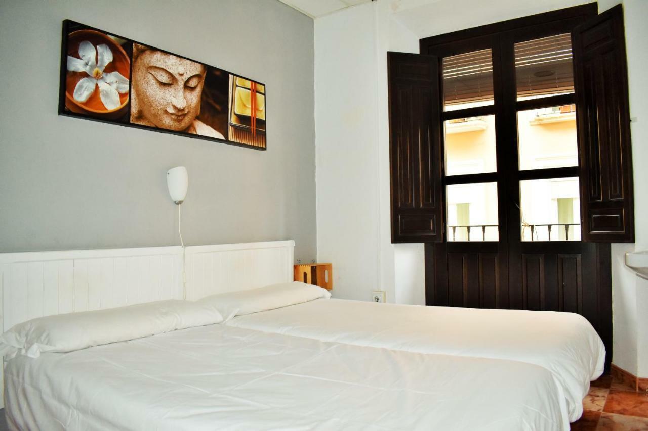 Pension Castil Гранада Экстерьер фото